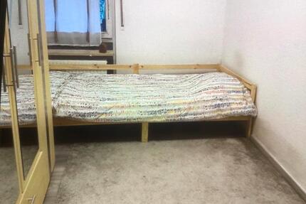 Möbliertes WG‑Zimmer nur weibliche Mieterin 3 zimmer