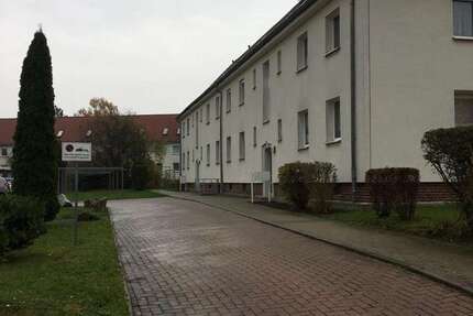 Wohnung Zwenkau - 3 Zimmer, 60 m&sup2;, 460&euro; | Angebot:26274825