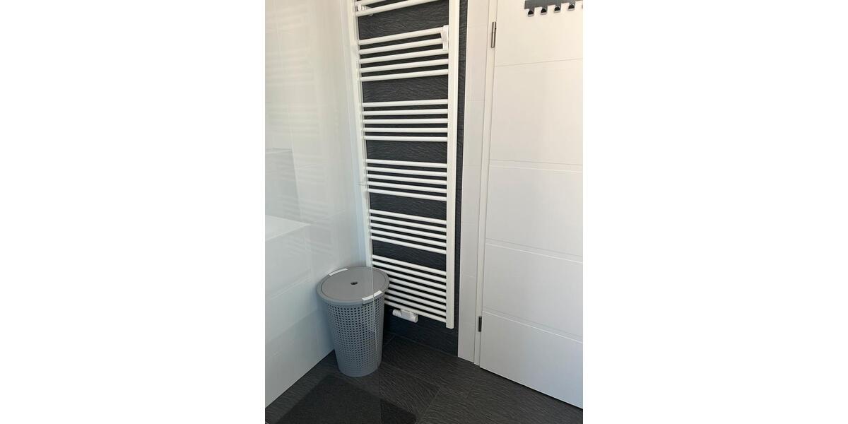 Etagenwohnung Tönisvorst - 2 Zimmer, 65 m&sup2;, 950&euro; | Angebot:26535337