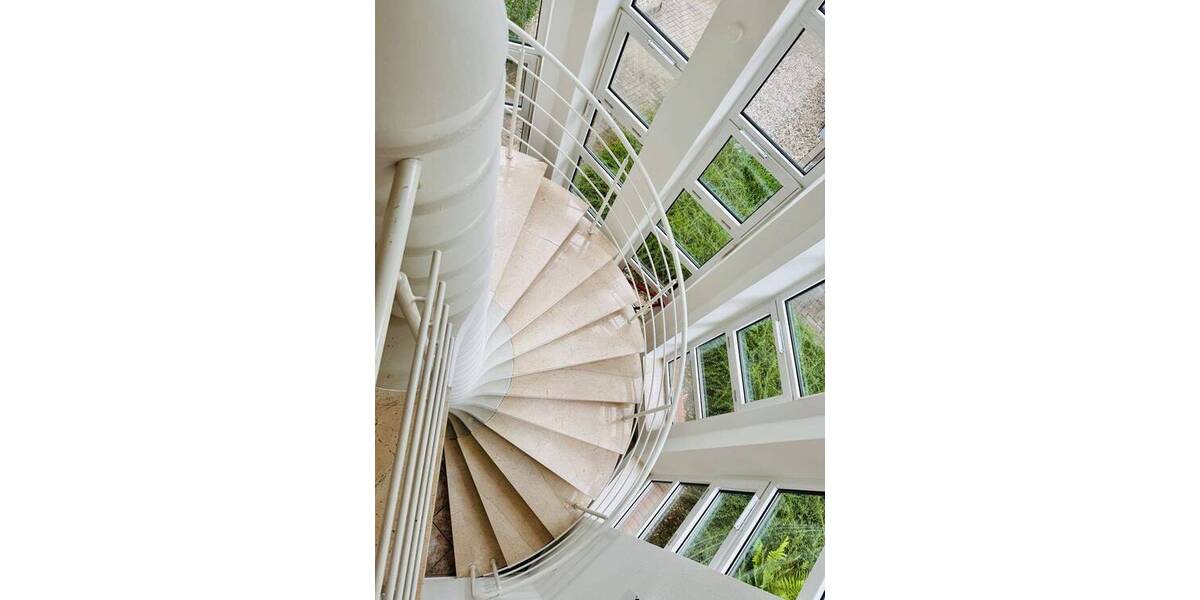 Gewerbeobjekt Oldenburg Tweelbäke - 7 Zimmer, 300 m&sup2;, 3.100&euro; | Angebot:25773824