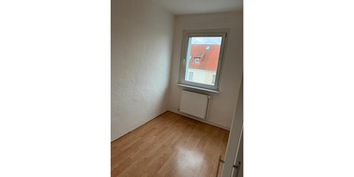 Etagenwohnung Friedland - 3 Zimmer, 48 m&sup2;, 240&euro; | Angebot:25352453