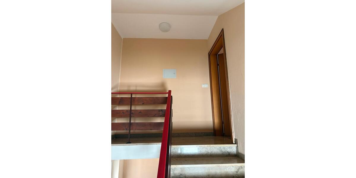 Dachgeschoßwohnung Wemding - 3 Zimmer, 65 m&sup2;, 700&euro; | Angebot:25932542