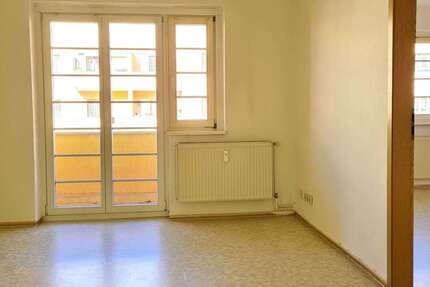 Wohnung Magdeburg Stadtfeld West - 2 Zimmer, 60 m&sup2;, 392&euro; | Angebot:27064010