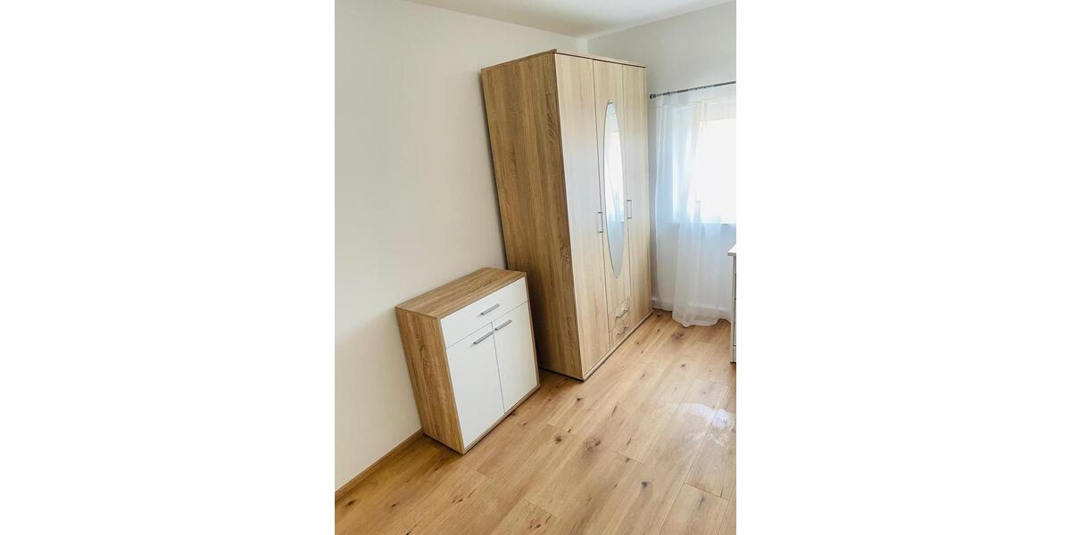 Dachgeschoßwohnung Ingolstadt Münchener Straße - 1 Zimmer, 13 m&sup2;, 450&euro; | Angebot:25163827