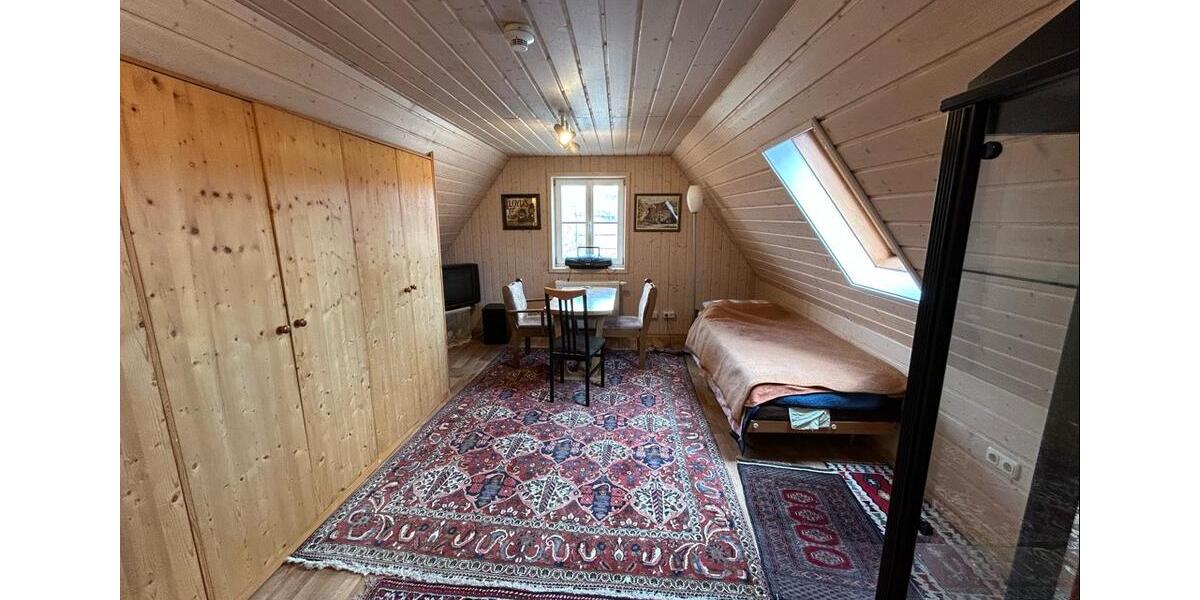 Dachgeschoßwohnung Rothenburg ob der Tauber - 1 Zimmer, 38 m&sup2;, 320&euro; | Angebot:26482725