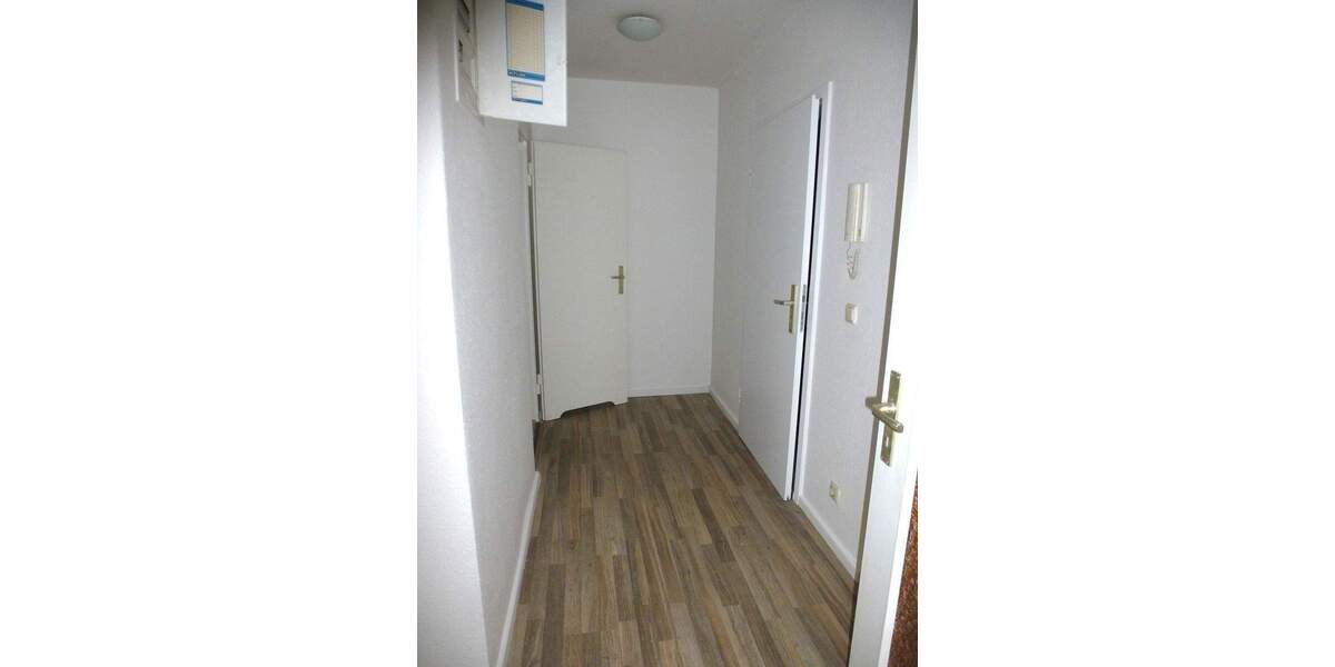 Zimmer Chemnitz Lutherviertel - 3 Zimmer, 63 m&sup2;, 350&euro; | Angebot:26471025