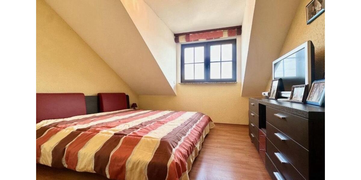 Etagenwohnung Wächtersbach - 4 Zimmer, 95 m&sup2;, 950&euro; | Angebot:24733672