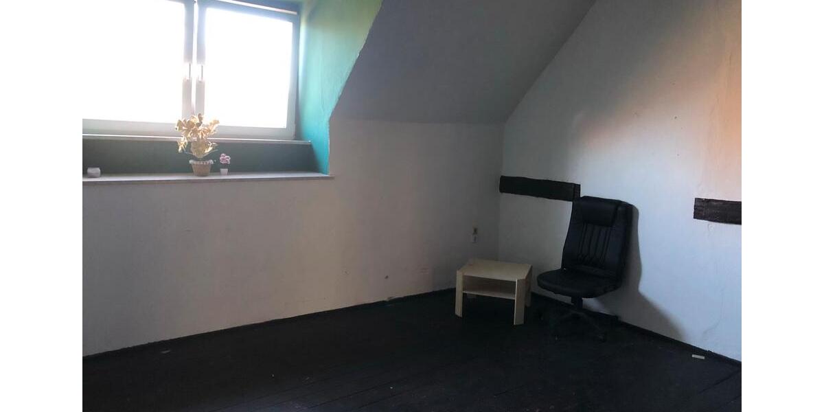 Dachgeschoßwohnung Seegebiet Mansfelder Land - 5 Zimmer, 120 m&sup2;, 500&euro; | Angebot:26560366