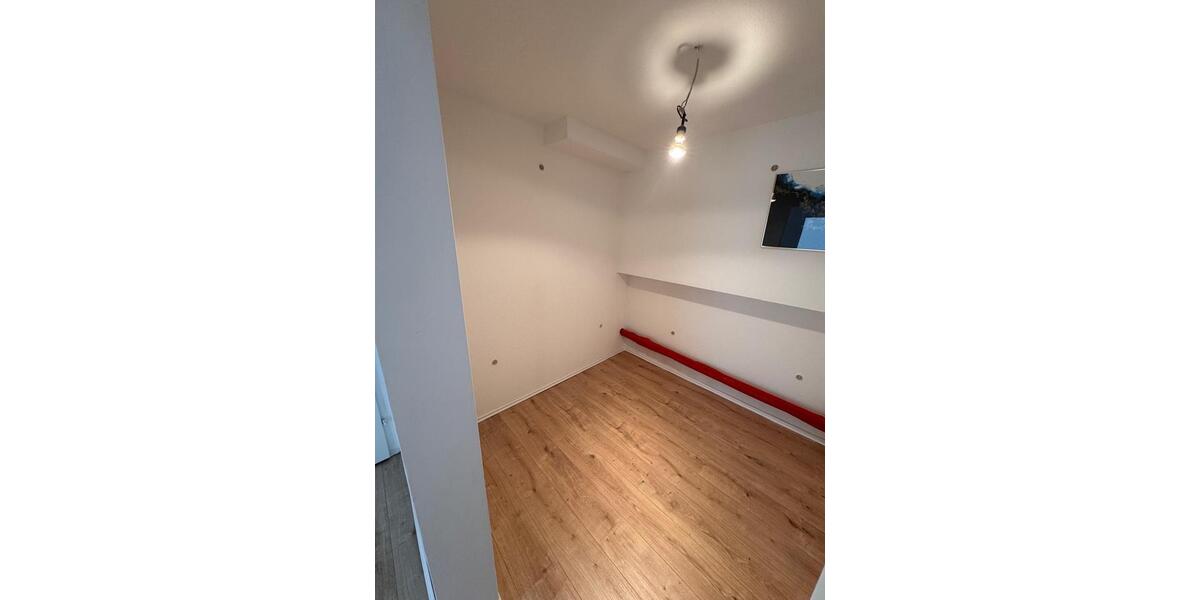 Etagenwohnung Kalletal - 3 Zimmer, 81 m&sup2;, 650&euro; | Angebot:26408205