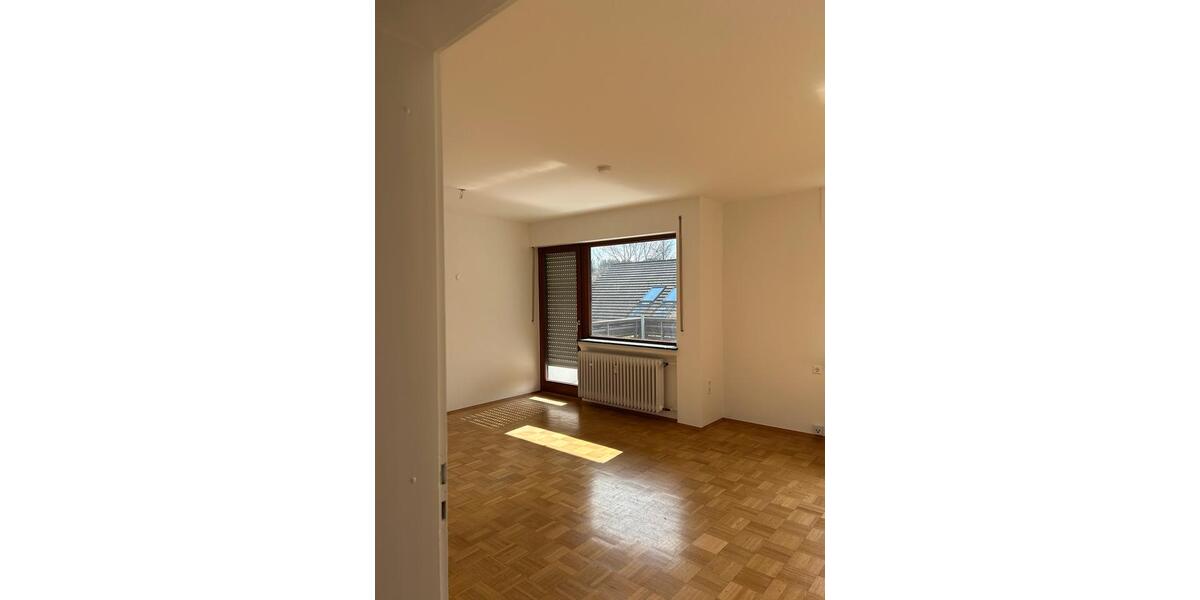 Etagenwohnung Balingen - 2 Zimmer, 90 m&sup2;, 900&euro; | Angebot:25987981