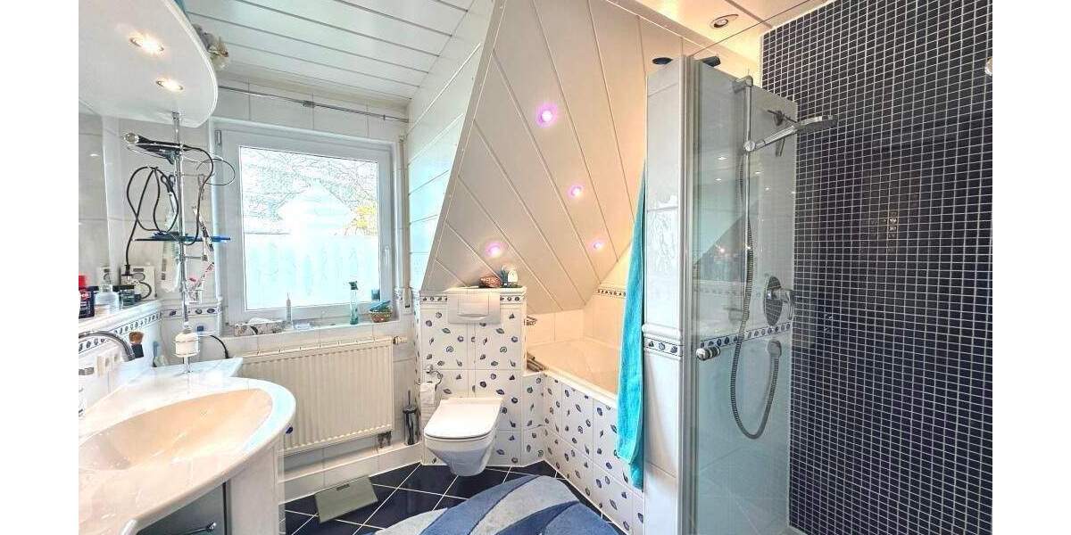 Wohnen mit Qualität – Attraktives Reihenmittelhaus unweit des Sees 4 zimmer