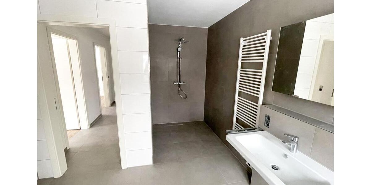 Dachgeschoßwohnung Quakenbrück - 3 Zimmer, 82 m&sup2;, 790&euro; | Angebot:24815582