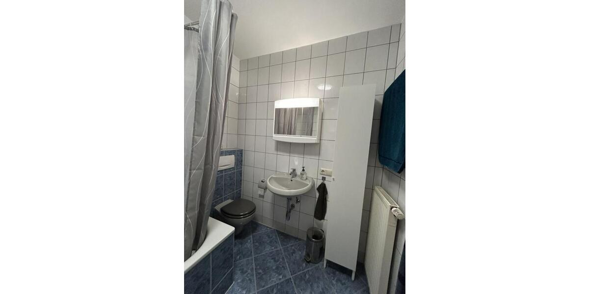 Wunderschönes WG-Zimmer in möblierter 3-Zimmer-Whng. in Garching 3 zimmer