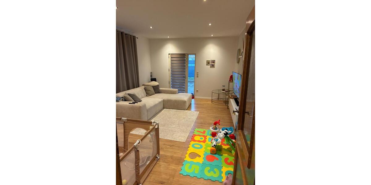 Erdgeschoßwohnung Lübbecke - 2 Zimmer, 100 m&sup2;, 700&euro; | Angebot:25045422