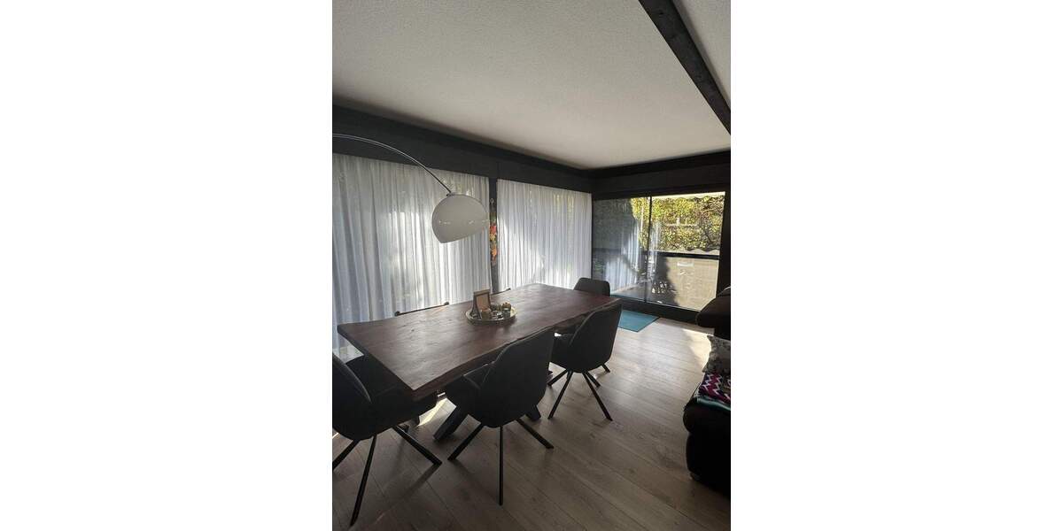 Einfamilienhaus Freiberg - 5 Zimmer, 200 m&sup2;, 2.000&euro; | Angebot:24436306