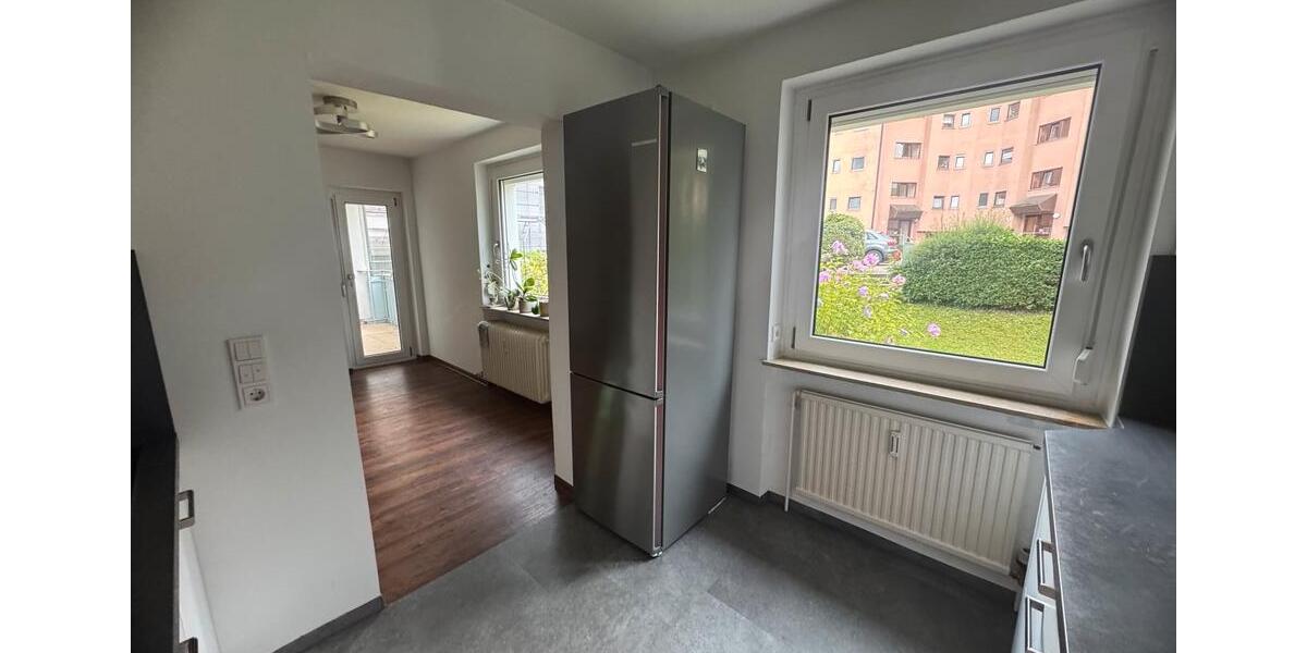 Etagenwohnung Leonberg - 4 Zimmer, 80 m&sup2;, 1.200&euro; | Angebot:25753186