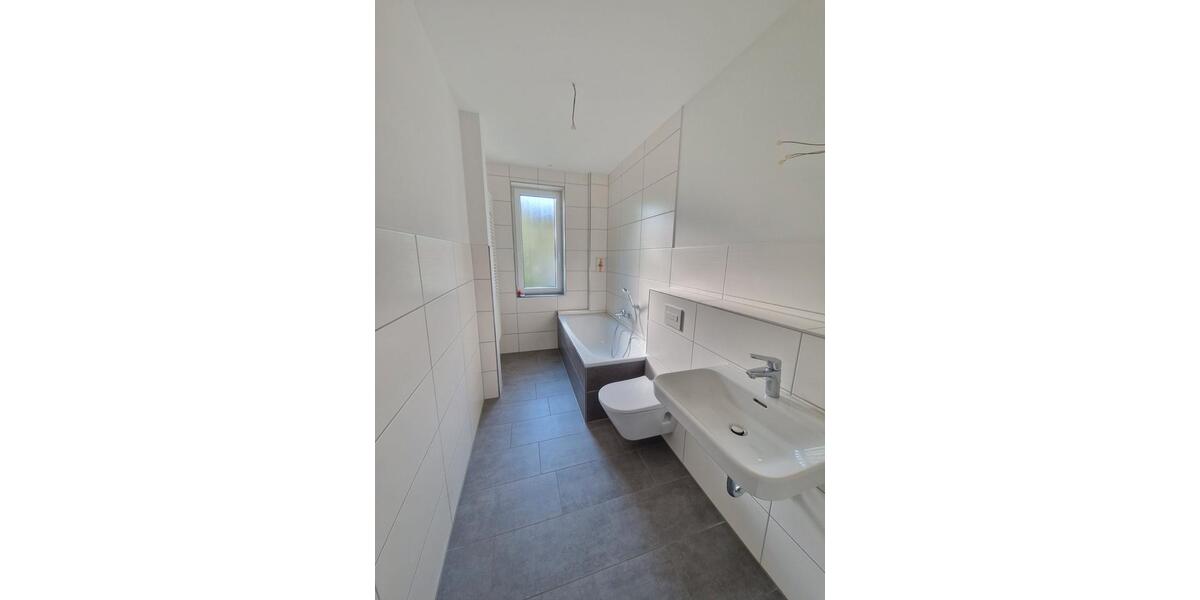 Etagenwohnung Schönebeck (Elbe) - 3 Zimmer, 86 m&sup2;, 695&euro; | Angebot:26266523