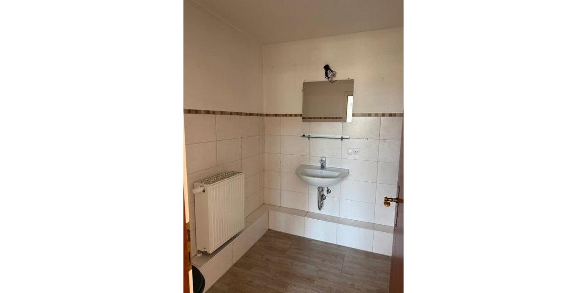 Etagenwohnung Koblenz - 2 Zimmer, 105 m&sup2;, 990&euro; | Angebot:26462260