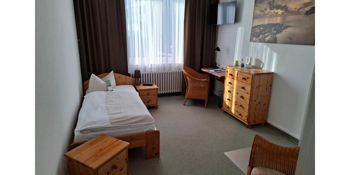 Etagenwohnung Halle - 1 Zimmer, 19 m&sup2;, 580&euro; | Angebot:25882228