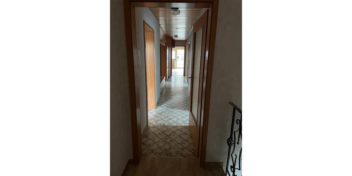 Dachgeschoßwohnung Grabenstetten - 2.5 Zimmer, 90 m&sup2;, 850&euro; | Angebot:26415044
