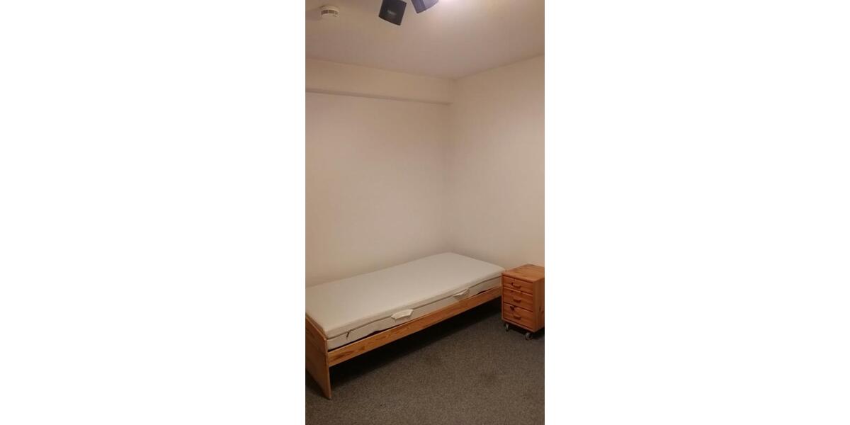 Wohnen auf Zeit Marburg - 1 Zimmer, 14 m&sup2;, 400&euro; | Angebot:26615995