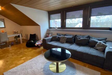 3-Zimmer Dachgeschosswohnung mit Garage und Garten 3 zimmer