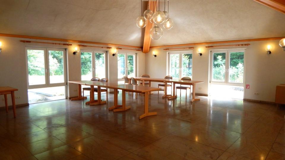 Etagenwohnung Lambrecht (Pfalz) - 1 Zimmer, 10 m&sup2;, 315&euro; | Angebot:24677646