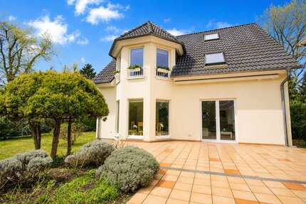 Haus Berlin Marzahn-Hellersdorf - 5 Zimmer, 157 m&sup2;, 2.600&euro; | Angebot:26645594