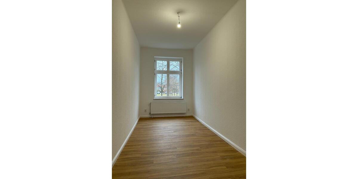 Erdgeschoßwohnung Parchim - 3 Zimmer, 107 m&sup2;, 822&euro; | Angebot:23847720