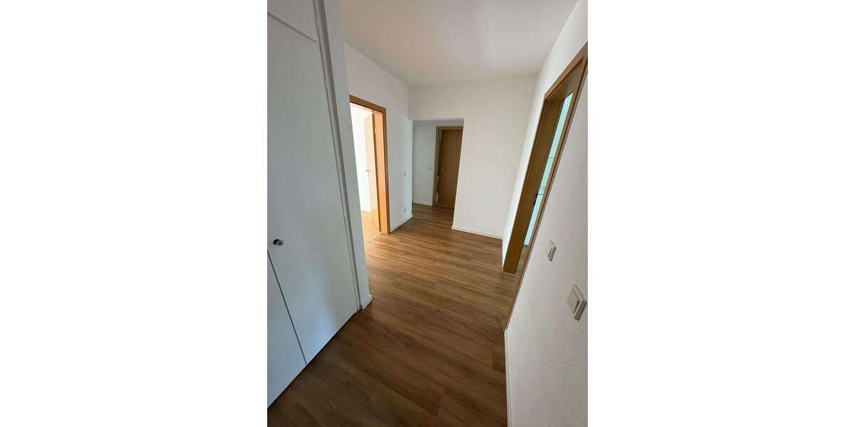 Etagenwohnung Siegen Niederschelden - 3 Zimmer, 71 m&sup2;, 560&euro; | Angebot:27042605