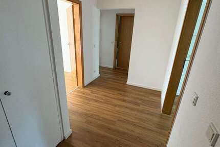 Wohnung Siegen Niederschelden - 3 Zimmer, 71 m&sup2;, 560&euro; | Angebot:27042605
