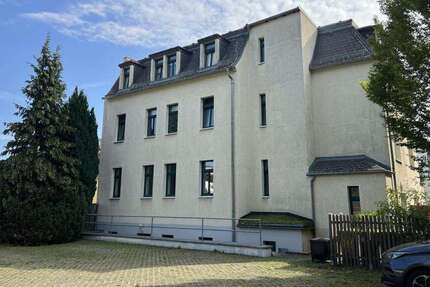 Wohnung zum Mieten in Dresden 355 € 44.66 m²
