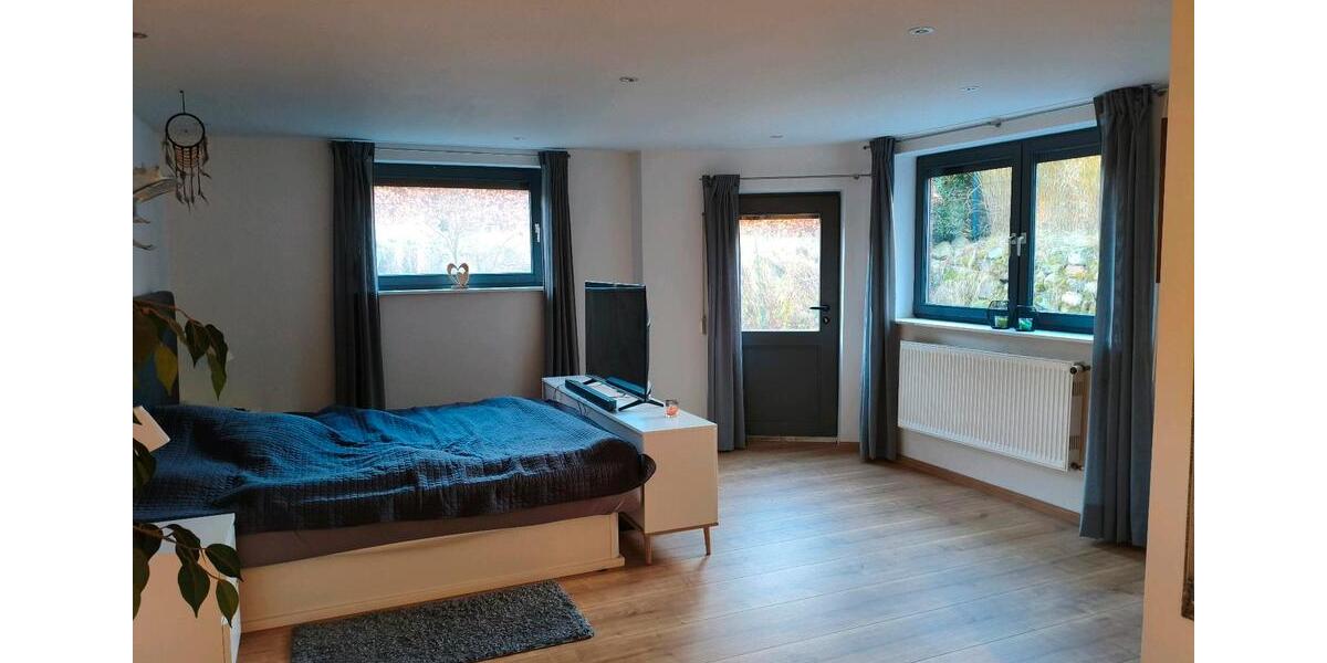 Zweifamilienhaus in Elm 3 zimmer