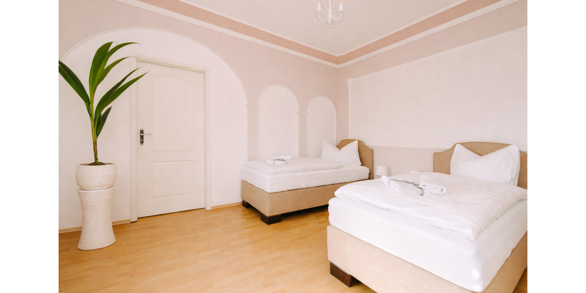 Wohnen auf Zeit Merseburg - 14 Zimmer, 300 m&sup2;, 18&euro; | Angebot:25024627