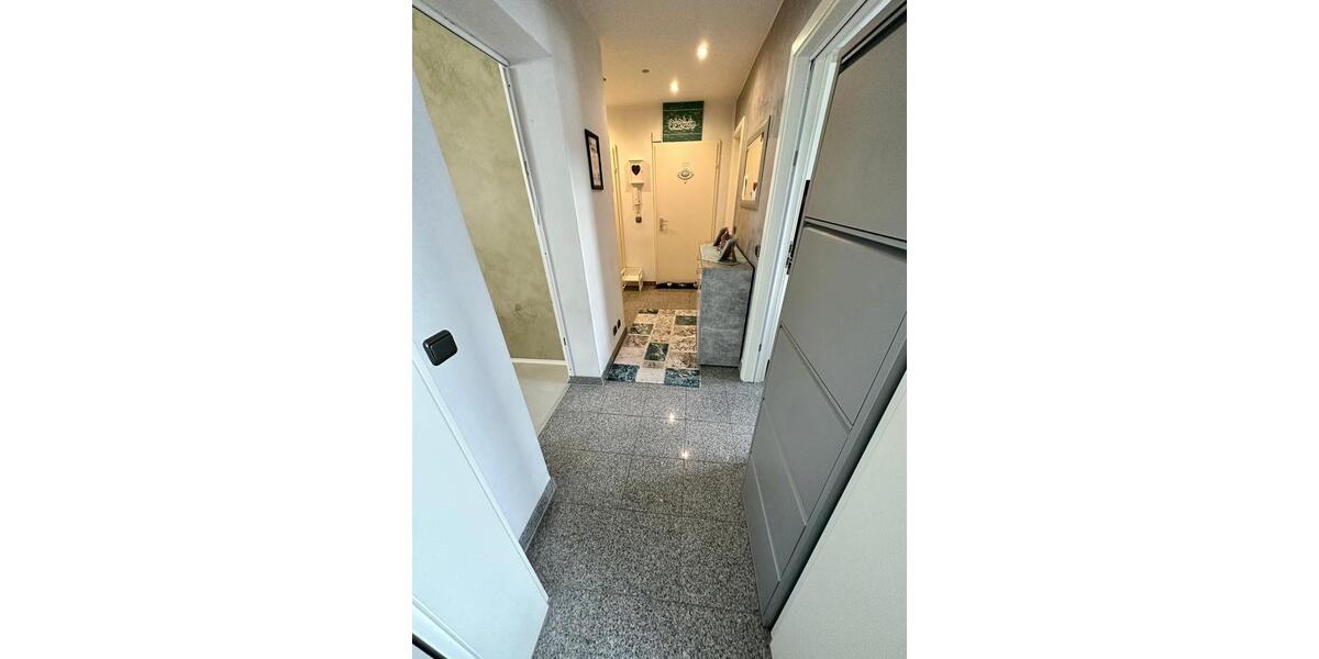 Etagenwohnung Köln Kalk - 3 Zimmer, 70 m&sup2;, 1.095&euro; | Angebot:26522767