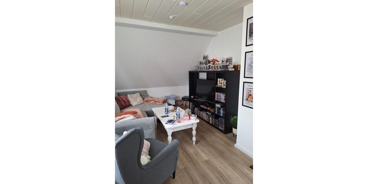 Dachgeschoßwohnung Spenge - 3 Zimmer, 107 m&sup2;, 800&euro; | Angebot:26124582