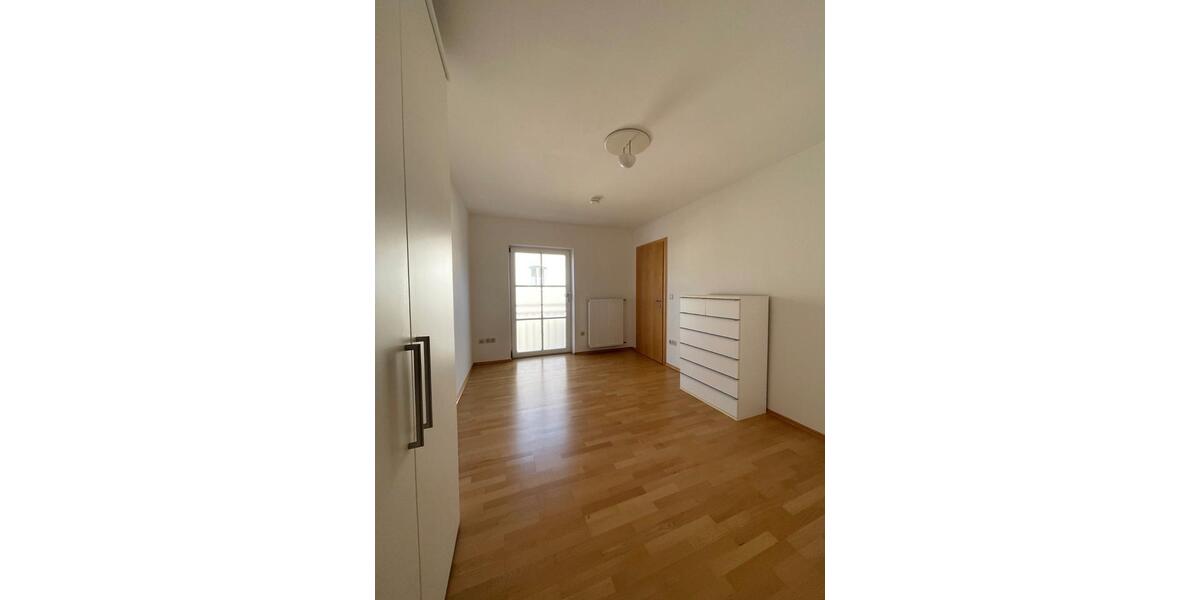 Etagenwohnung Waging am See Fisching - 2 Zimmer, 73 m&sup2;, 900&euro; | Angebot:26291912