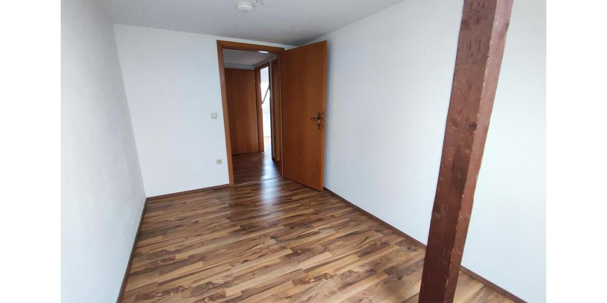 Dachgeschoßwohnung Annaberg-Buchholz Buchholz - 3 Zimmer, 55 m&sup2;, 320&euro; | Angebot:26424153