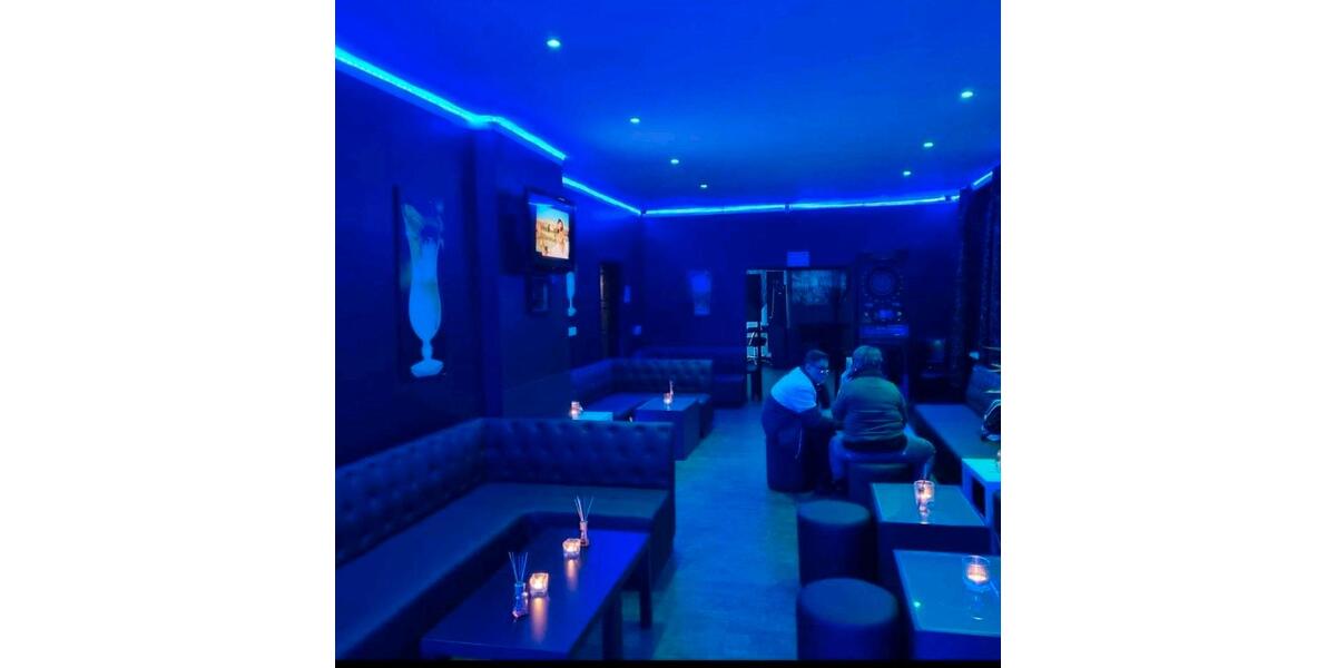 CAFFE-BAR ZUVERMIETEN zimmer