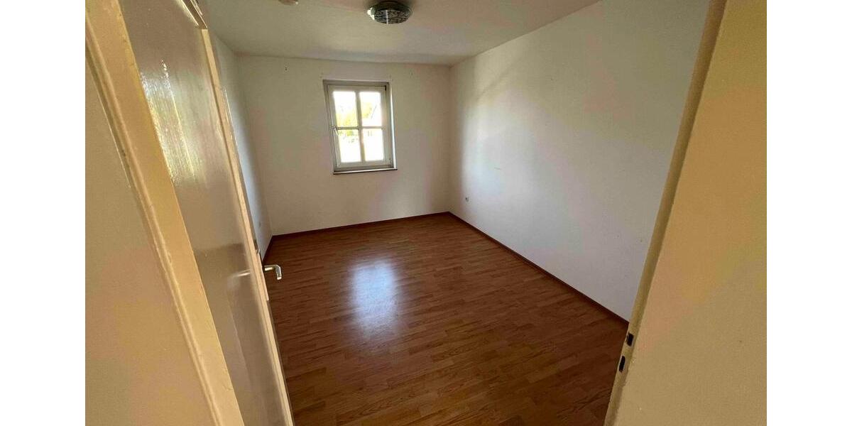 Erdgeschoßwohnung Wanfried - 2 Zimmer, 52 m&sup2;, 300&euro; | Angebot:25271963