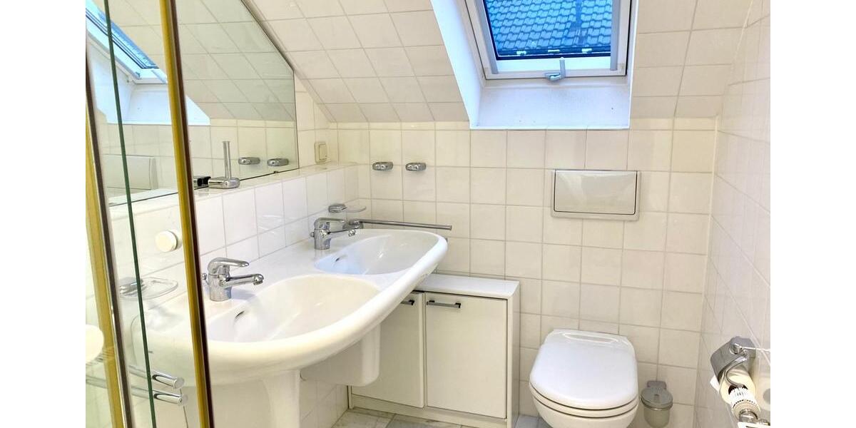 Dachgeschoßwohnung Bad Salzuflen - 2 Zimmer, 50 m&sup2;, 600&euro; | Angebot:26586347