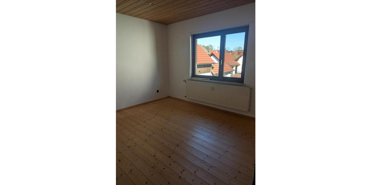 Etagenwohnung Eichenzell - 3 Zimmer, 115 m&sup2;, 825&euro; | Angebot:26604151
