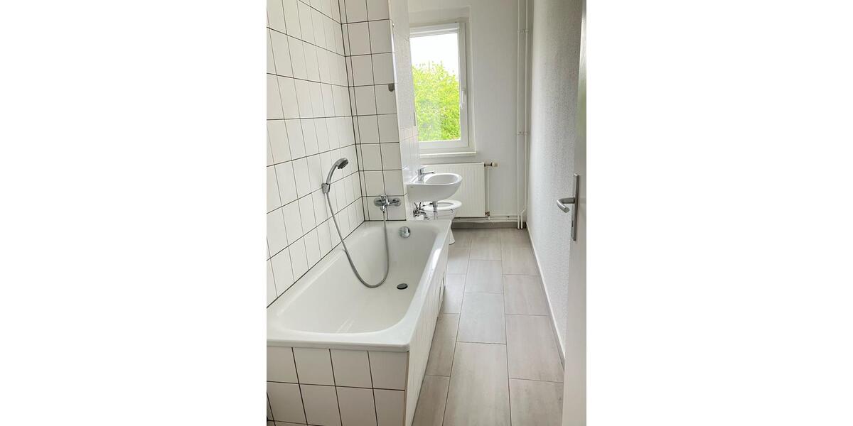 Etagenwohnung Rosenow - 1 Zimmer, 34 m&sup2;, 200&euro; | Angebot:26661621