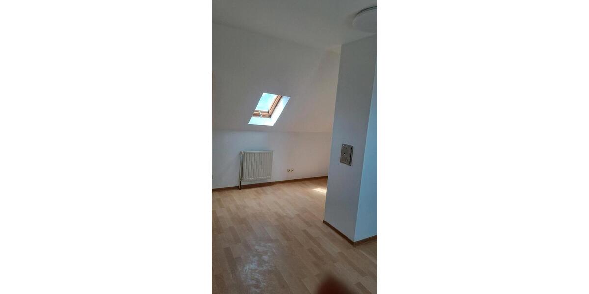 Etagenwohnung Sankt Wendel - 6 Zimmer, 140 m&sup2;, 800&euro; | Angebot:26234426