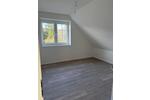 Dachgeschoßwohnung Brackel - 4 Zimmer, 95 m&sup2;, 1.470&euro; | Angebot:23766383
