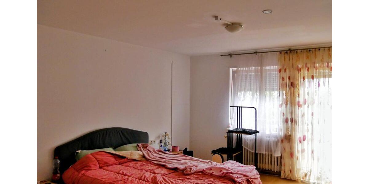 Reihenhaus Kaiserslautern Bahnheim - 4.5 Zimmer, 144 m&sup2;, 1.700&euro; | Angebot:24775540