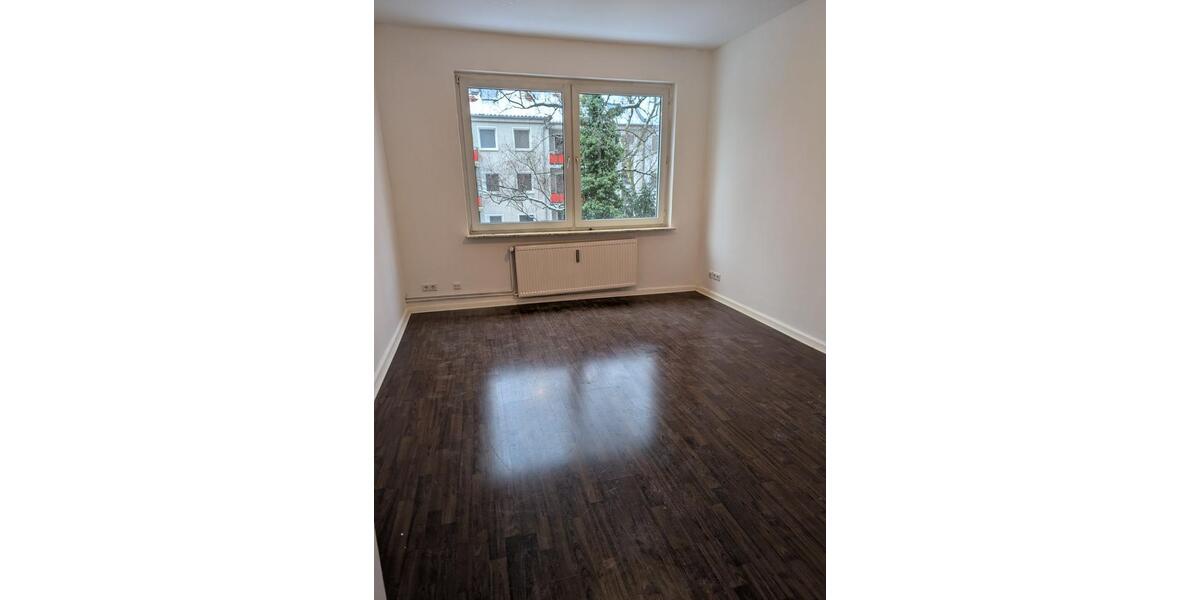 3-Zimmer Wohnung in der Oststadt (Balkon-Text lesen) 3 zimmer