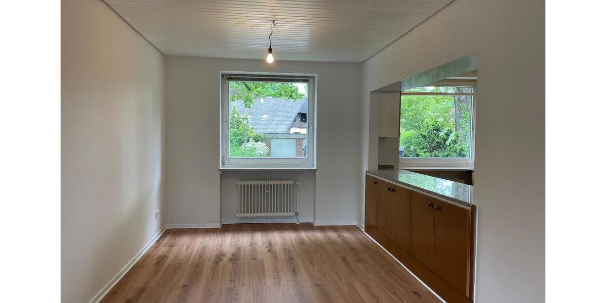 Erdgeschoßwohnung Hamburg Wandsbek - 4 Zimmer, 121 m&sup2;, 2.175&euro; | Angebot:26678163