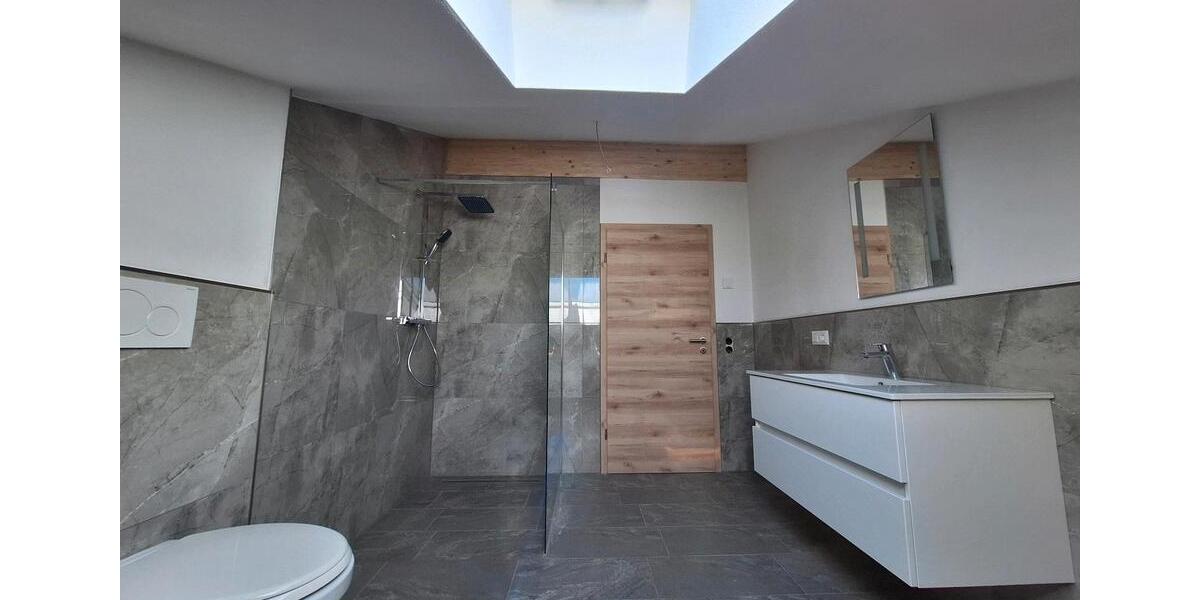 Etagenwohnung Teisnach - 2 Zimmer, 119 m&sup2;, 1.164&euro; | Angebot:26489935
