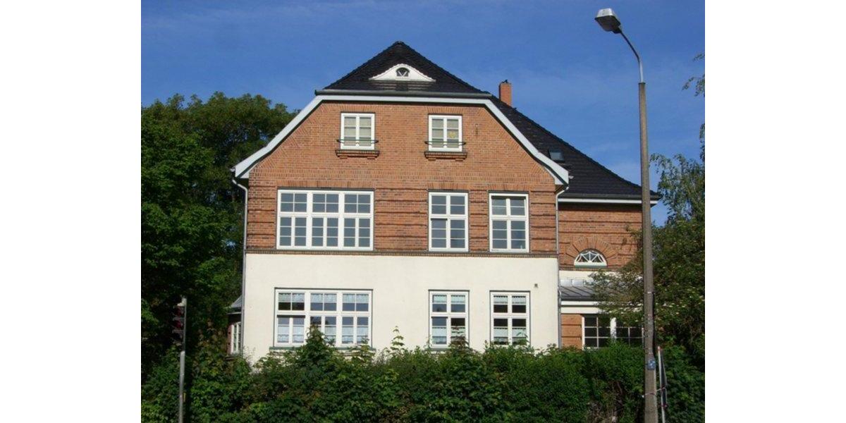 Dachgeschoßwohnung Schwerin - 3 Zimmer, 91 m&sup2;, 760&euro; | Angebot:25129147